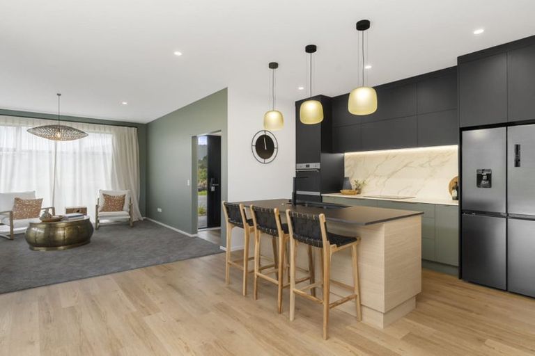 Photo of property in 45 Te Ara Kawakahia, Waikanae, 5036