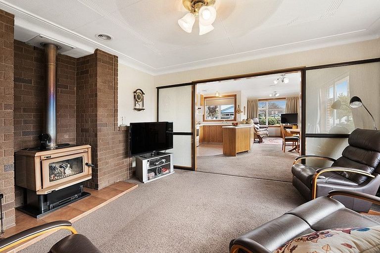 Photo of property in 31 Robertson Street, Gore, 9710