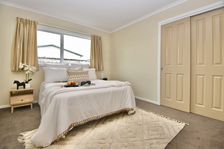 Photo of property in 4 Tararua Crescent, Carterton, 5713