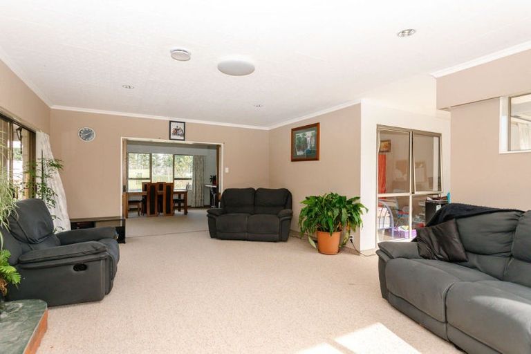 Photo of property in 47 Laws Road, Dannevirke, 4972