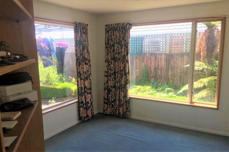 Photo of property in 43a Hounslow Street, Ilam, Christchurch, 8041