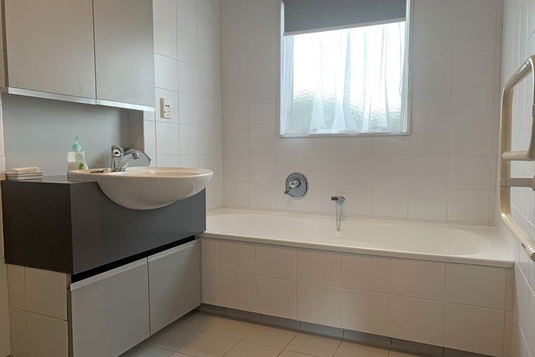 Photo of property in 1b Mitchell Street, Waipukurau, 4200