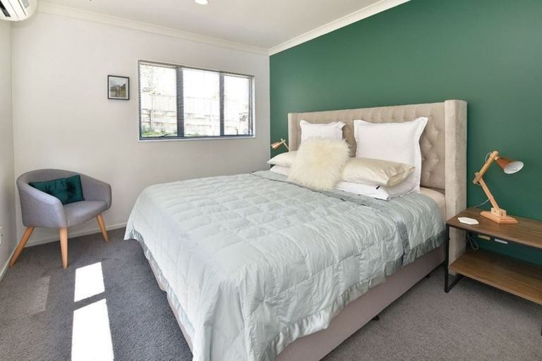 Photo of property in 52 Alec Craig Way, Gulf Harbour, Whangaparaoa, 0930