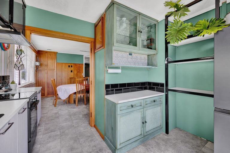 Photo of property in 4 Celia Street, Stratford, 4332