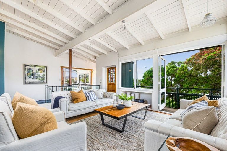 Photo of property in 2 Flagstaff Terrace, Devonport, Auckland, 0624