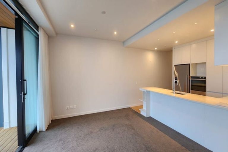 Photo of property in 307/8a Lake Pupuke Drive, Takapuna, Auckland, 0622