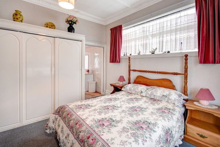 Photo of property in 45 Kirkcaldy Street, South Dunedin, Dunedin, 9012