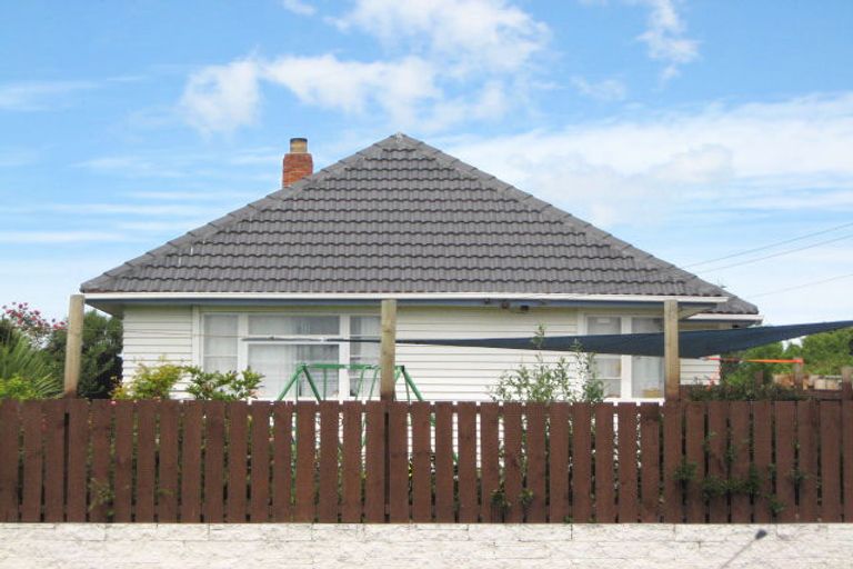 Photo of property in 1/66 Ottawa Road, Wainoni, Christchurch, 8061
