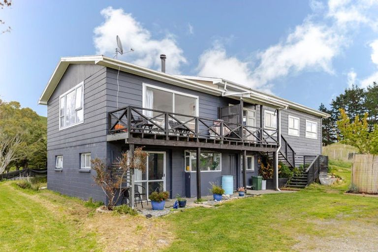 Photo of property in 3185 Weber Road, Weber, Dannevirke, 4970