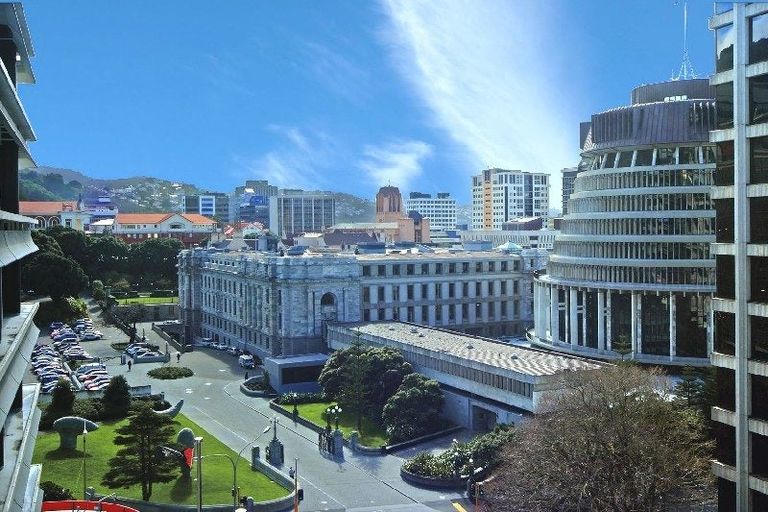 Photo of property in Kelvin House, 6a/16 The Terrace, Wellington Central, Wellington, 6011