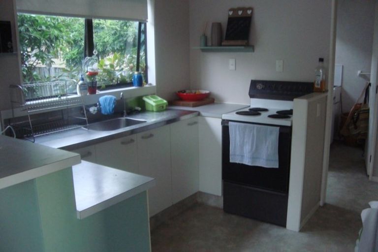 Photo of property in 2/29 Philomel Crest, Welcome Bay, Tauranga, 3112