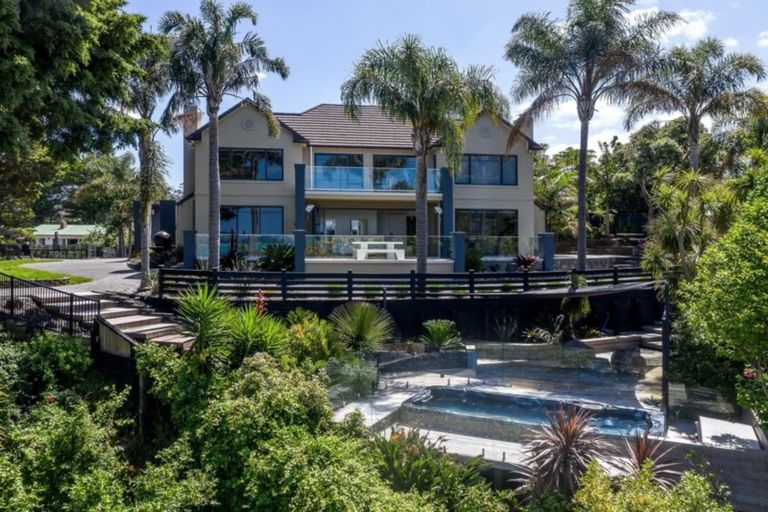 Photo of property in 88 Cockle Bay Road, Cockle Bay, Auckland, 2014