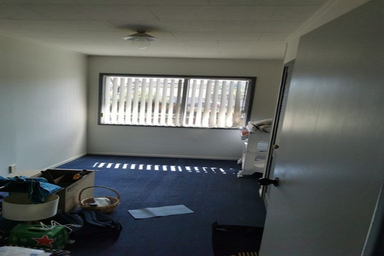 Photo of property in 42 Beaufort Place, Papatoetoe, Auckland, 2025