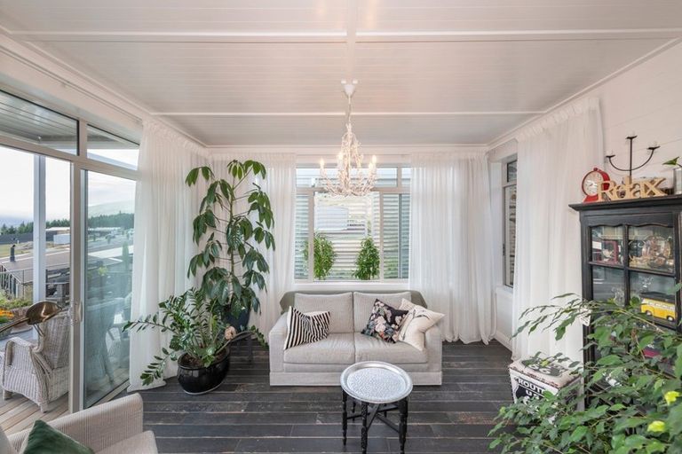 Photo of property in 11 Barclay Place, Wanaka, 9305