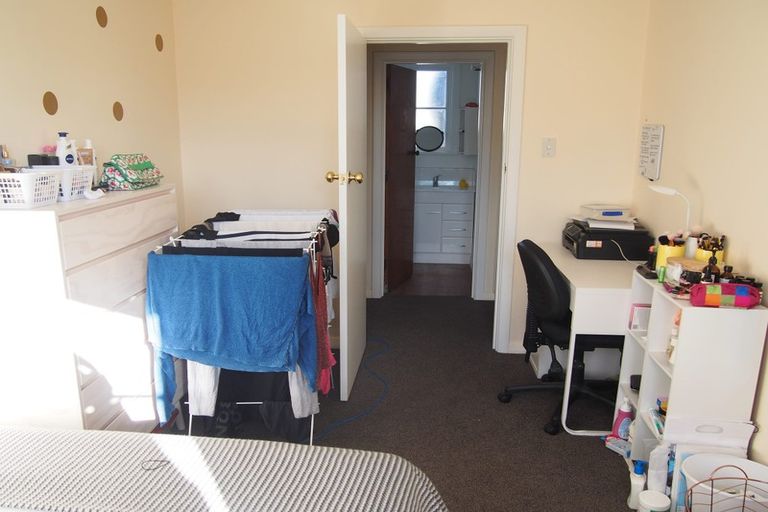 Photo of property in 51 Hillary Crescent, Upper Riccarton, Christchurch, 8041