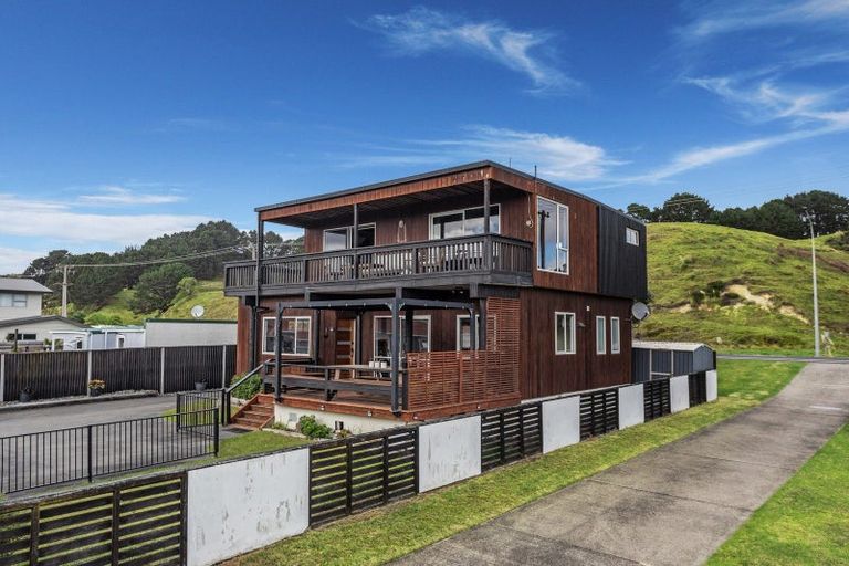 Photo of property in 271 Pohutukawa Avenue, Ohope, 3121