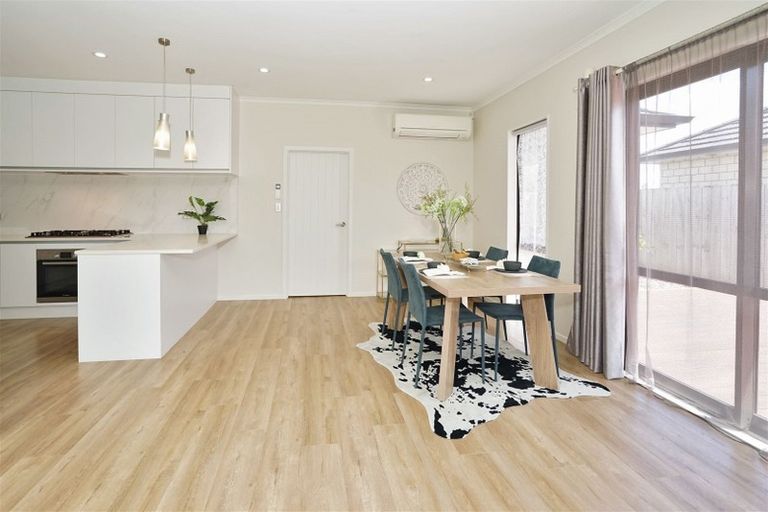Photo of property in 12 Oolong Court, Huntington, Hamilton, 3210