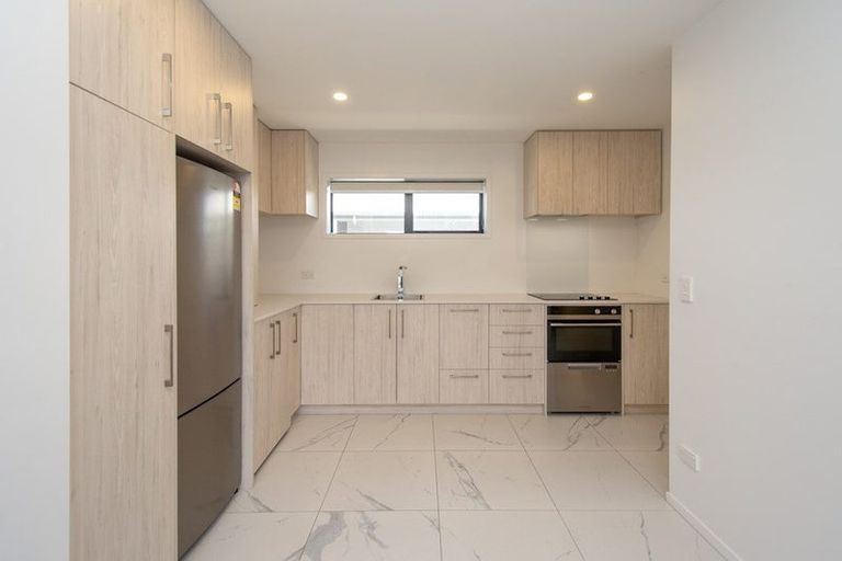 Photo of property in 3/232 Marine Parade, New Brighton, Christchurch, 8061