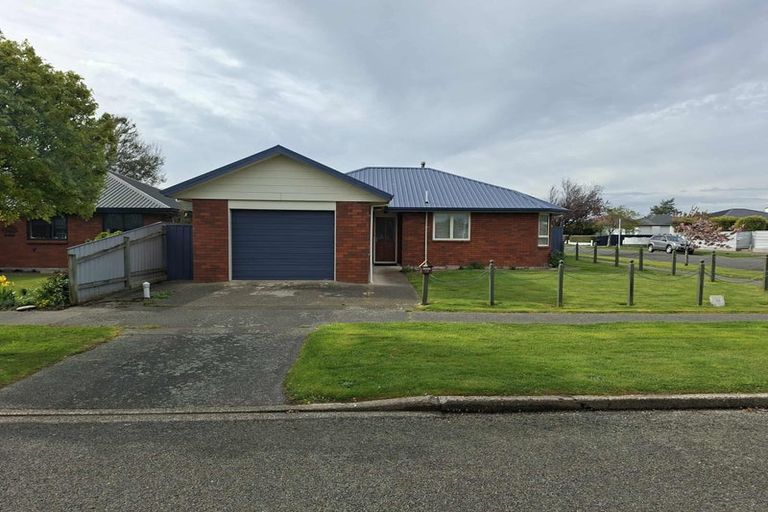 Photo of property in 120 Newcastle Street, Windsor, Invercargill, 9810