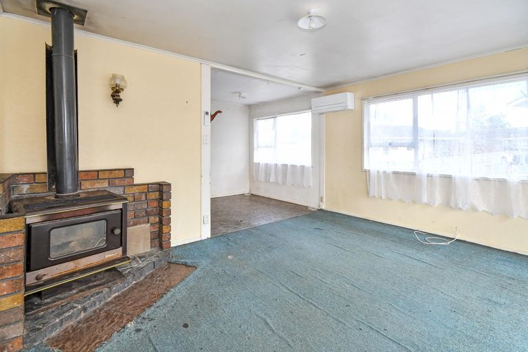 Photo of property in 17 Fairdale Avenue, Red Hill, Papakura, 2110