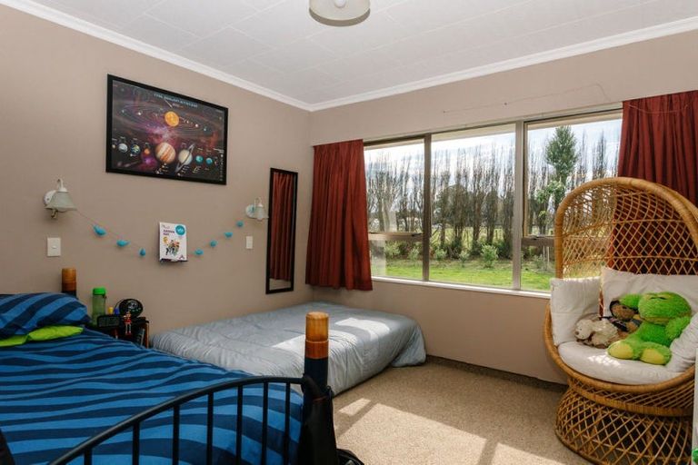 Photo of property in 47 Laws Road, Dannevirke, 4972
