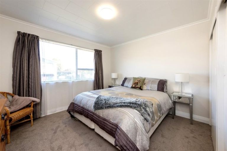 Photo of property in 2 Porritt Place, Stoke, Nelson, 7011