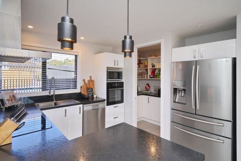 Photo of property in 4 Basalt Lane, Halswell, Christchurch, 8025