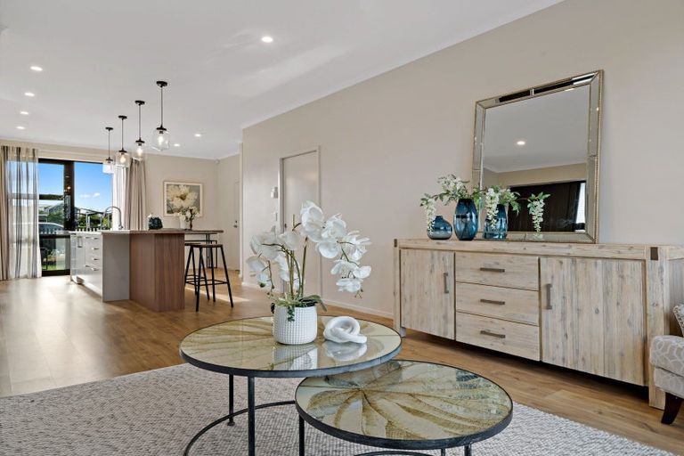 Photo of property in 16 Rangihina Road, Hobsonville, Auckland, 0616