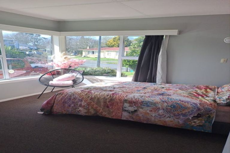 Photo of property in 6 Liston Crescent, Hillcrest, Hamilton, 3216