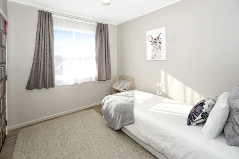 Photo of property in 37 Harris Street, Te Puke, 3119
