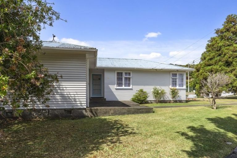 Photo of property in 22 Richard Grove, Stokes Valley, Lower Hutt, 5019