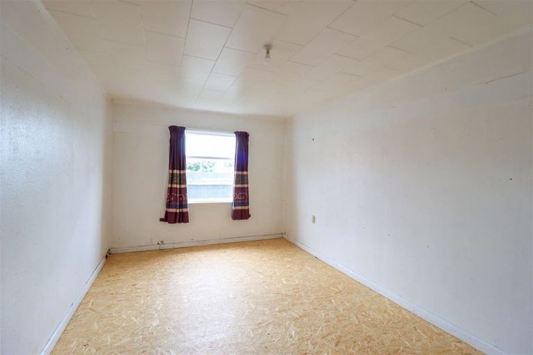 Photo of property in 1-2/11 Harper Street, Parkside, Timaru, 7910