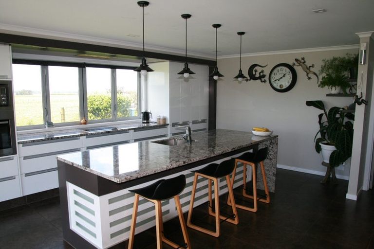 Photo of property in 186 Austin Road, Dairy Flat, Albany, 0794