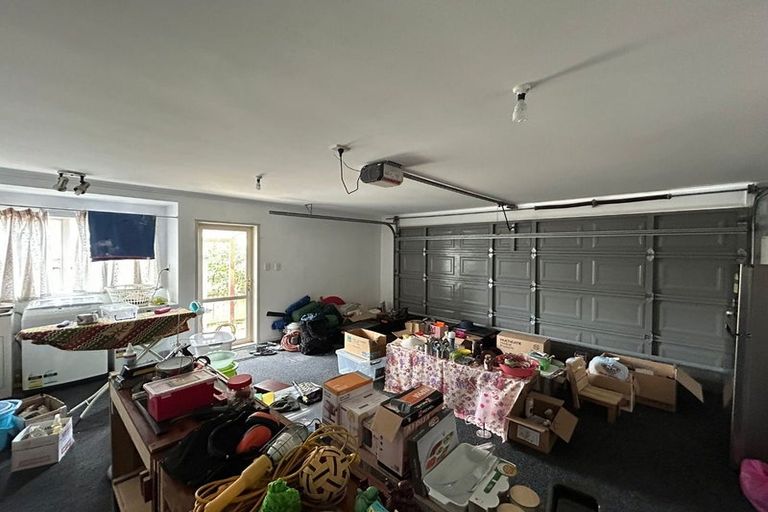 Photo of property in 5 Fitchburg Place, Mangere, Auckland, 2022