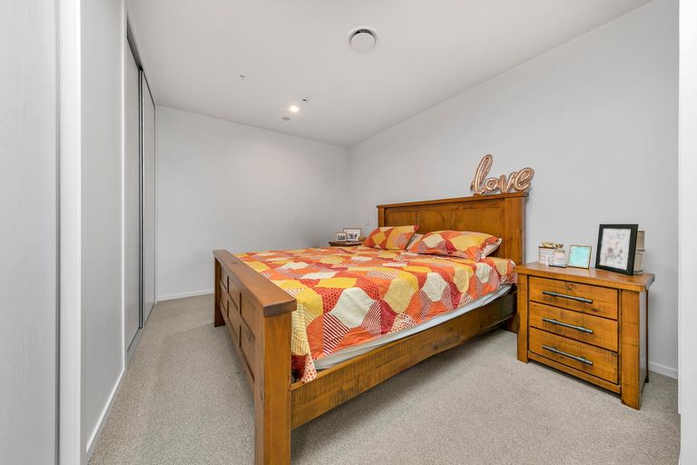 Photo of property in 902/8 Waikumete Road, Glen Eden, Auckland, 0602