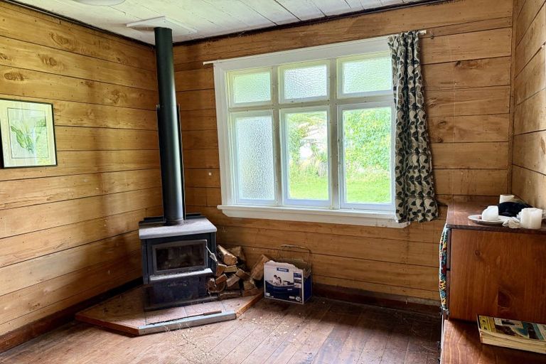 Photo of property in 7 Kakapo Street, Ohura, 3926