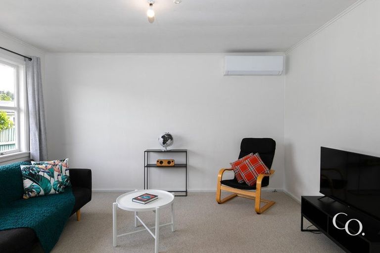 Photo of property in 27 Upham Street, Havelock North, 4130