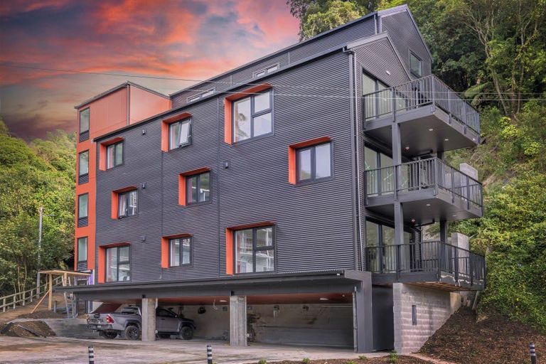 Photo of property in 31 Chaytor Street, Karori, Wellington, 6012