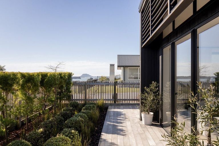 Photo of property in 22 Stingray Drive, Omokoroa, 3114