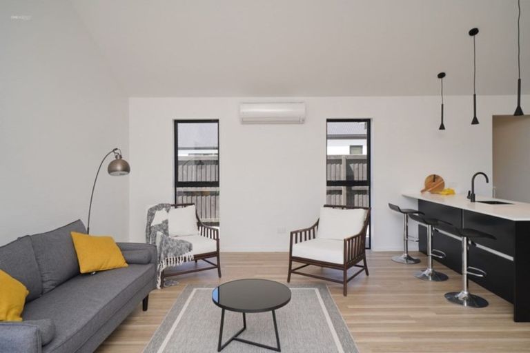 Photo of property in 16 Chatsworth Avenue, Rangiora, 7400