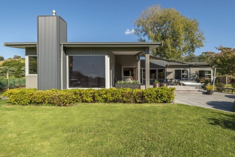 Photo of property in 363 Kaitemako Road, Welcome Bay, Tauranga, 3175