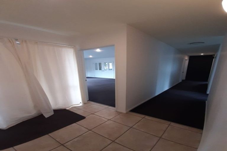 Photo of property in 2/74 Russley Road, Russley, Christchurch, 8042