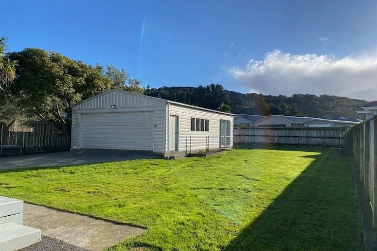 Photo of property in 14 Stanley Street, Wainuiomata, Lower Hutt, 5014