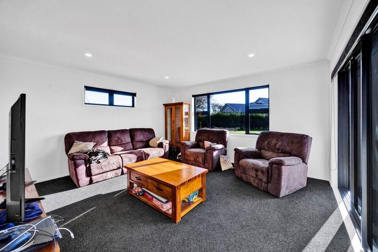 Photo of property in 261 Ohangai Road, Hawera, 4673