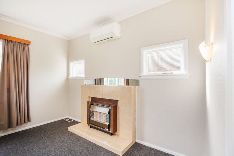 Photo of property in 26 Puriri Terrace, Roslyn, Palmerston North, 4414