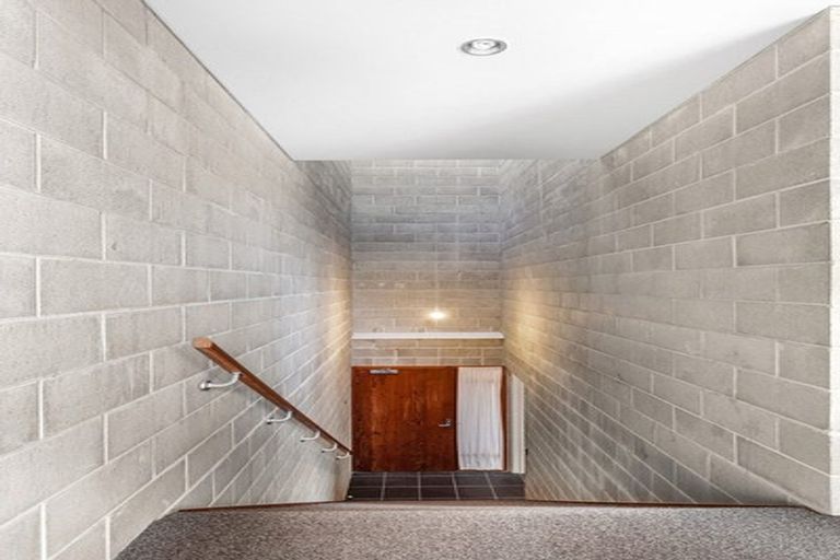 Photo of property in 4/868 Colombo Street, Christchurch Central, Christchurch, 8013