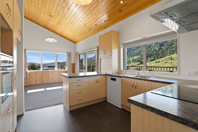 Photo of property in 2123 Whangarei Heads Road, Whangarei Heads, Whangarei, 0174