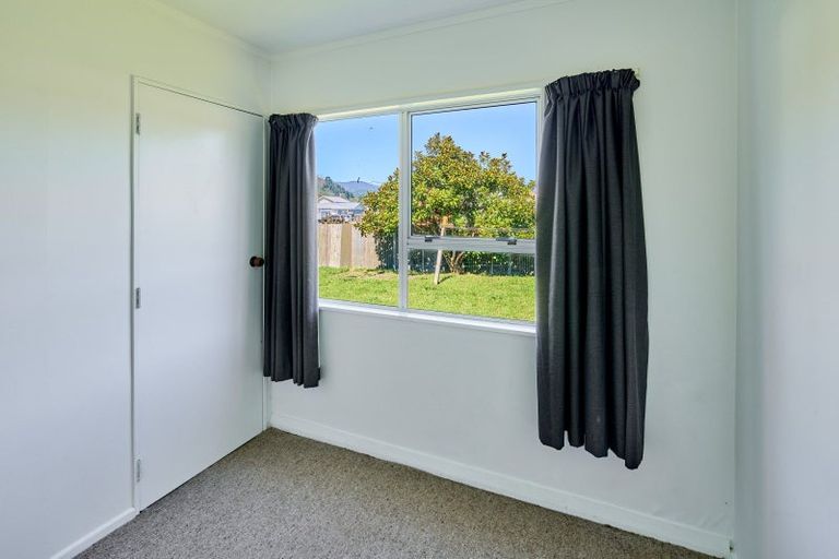 Photo of property in 1 Weymouth Grove, Wainuiomata, Lower Hutt, 5014
