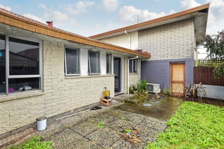 Photo of property in 2/4a Hayton Road, Hornby, Christchurch, 8042