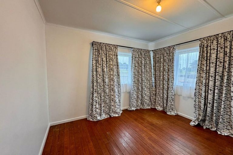 Photo of property in 1090 Paerata Road, Paerata, Drury, 2676